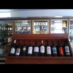Gitta's Table And Wine Shop