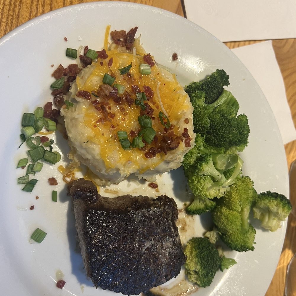 Chili's - Delicious steak - American Near Me - Rancho Cucamonga, California Chili's - Delicious steak - American Near Me - Rancho Cucamonga, California