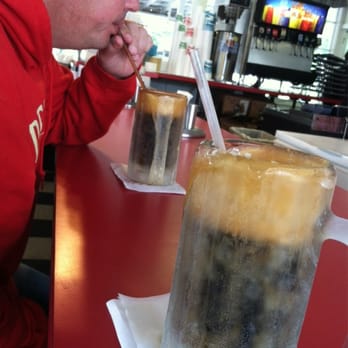 Hi Lite Cruz-In Diner - Real root beer in frosty mugs! - Diners Near Me - Marshall, Michigan Hi Lite Cruz-In Diner - Real root beer in frosty mugs! - Diners Near Me - Marshall, Michigan