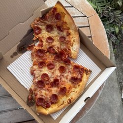 Miami's Best Pizza - Pepperoni pizza slice