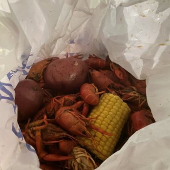 Boil House - 2lbs, 2 potatoes & 1 corn - Cajun/Creole Near Me - Houston, Texas