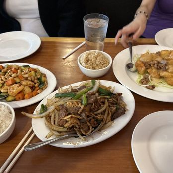 Lucky Dragon - Kung Pau shrimp, Mongolian trio, & Walnut Shrimp so yummy! - Chinese Near Me - Columbus, Ohio