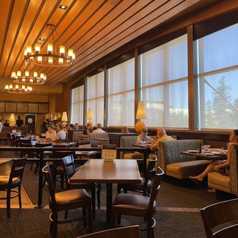 Bazille at Nordstrom - people sitting at tables in a restaurant - New American Near Me - Thousand Oaks, California