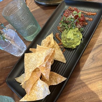 Julep Cast Iron Kitchen + Drink - Ahi tuna - New American Near Me - Brea, California Julep Cast Iron Kitchen + Drink - Ahi tuna - New American Near Me - Brea, California