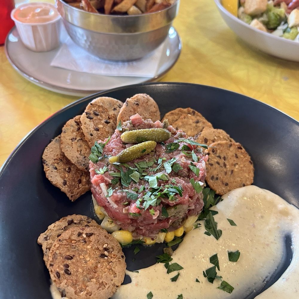 Le Hibou - Steak Tartare & Fries - Cafes Near Me - Wakefield, Quebec Le Hibou - Steak Tartare & Fries - Cafes Near Me - Wakefield, Quebec