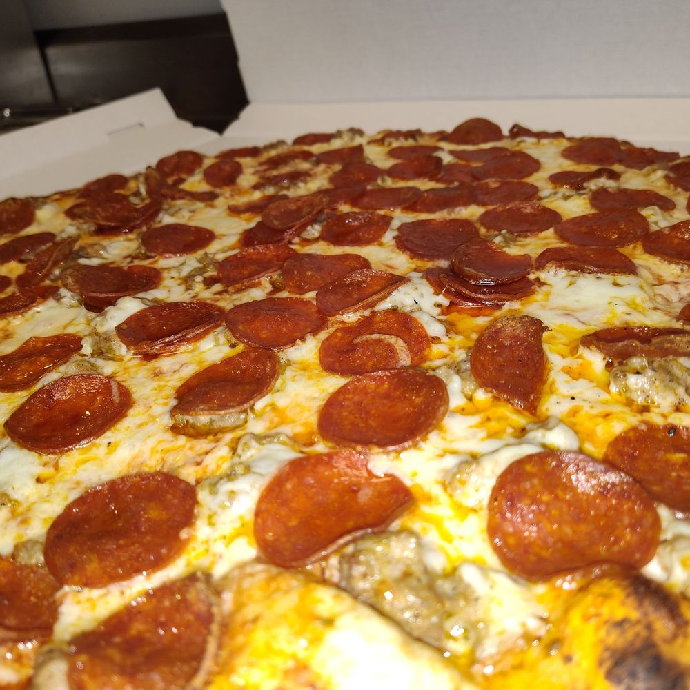 DeRango The Pizza King Racine West - 20" Party size thin cheese sausage pep special order Asked for toppings to be on top of cheese. - Italian Near Me - Racine, Wisconsin DeRango The Pizza King Racine West - 20" Party size thin cheese sausage pep special order Asked for toppings to be on top of cheese. - Italian Near Me - Racine, Wisconsin