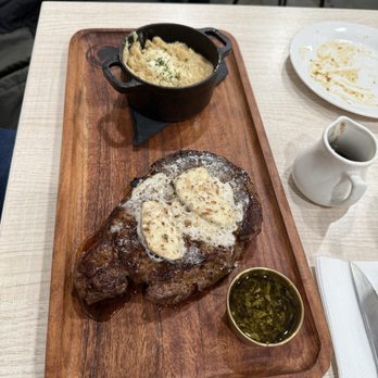 Black Pork - Prime rib - Smokehouse Near Me - Long Beach , California