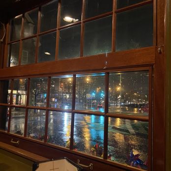 The Red Parrot Restaurant - The view from our table on a rainy day! - American Near Me - Newport, Rhode Island