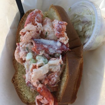 DJ's Clam Shack - Seafood Near Me - Key West, Florida