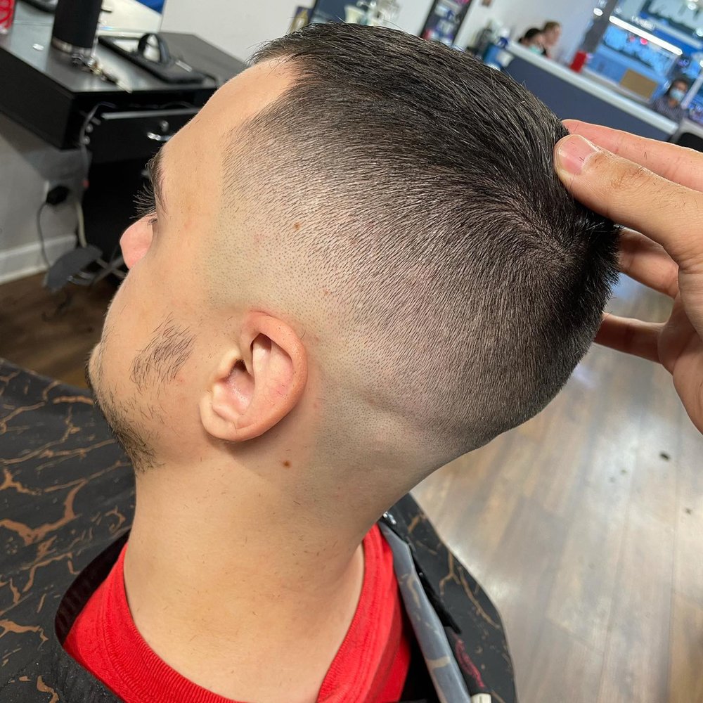 BLURRY FADES Updated September 2024 14 Photos 1119 Nerge Rd, Elk