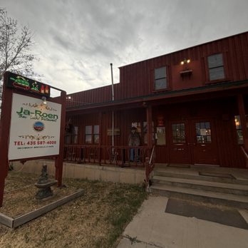 Ja Roen Thai & Sushi - Exterior - Sushi Bars Near Me - Monticello, Utah Ja Roen Thai & Sushi - Exterior - Sushi Bars Near Me - Monticello, Utah