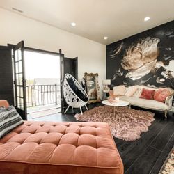 Lea Flores Photography - The Studio