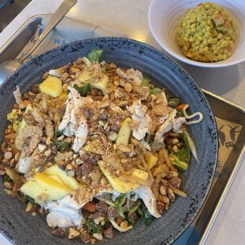 Mendocino Farms - Salad Near Me - Encino, California