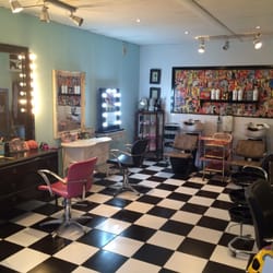 Vintage Rocks - Quirky interior...great for photos