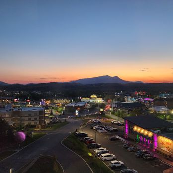 Compass Hotel Pigeon Forge - Hotels Near Me - Pigeon Forge, Tennessee Compass Hotel Pigeon Forge - Hotels Near Me - Pigeon Forge, Tennessee