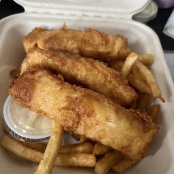 Burien Fish House - 3 piece beer battered cod and fries - Seafood Near Me - Burien, Washington Burien Fish House - 3 piece beer battered cod and fries - Seafood Near Me - Burien, Washington