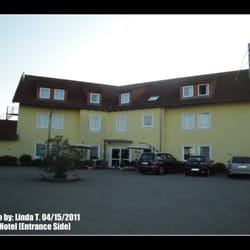 Euro-hotel - Euro Hotel [Entrance Side]