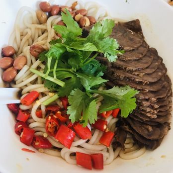 Bai Wei - Hunan Beef Rice Noodle - Szechuan Near Me - Philadelphia, Pennsylvania