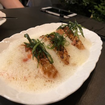 Alobar Yorkville - Salmon app. Mmm - Bars Near Me - Toronto, Ontario