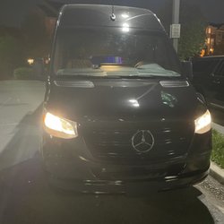 Kappar Limo - Sprinter party limo