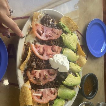 Taqueria Datapoint - Ordered nachos for 13 bucks expected the normal amount between me and my boyfriend we still have over half of it - Mexican Near Me - San Antonio, Texas Taqueria Datapoint - Ordered nachos for 13 bucks expected the normal amount between me and my boyfriend we still have over half of it - Mexican Near Me - San Antonio, Texas