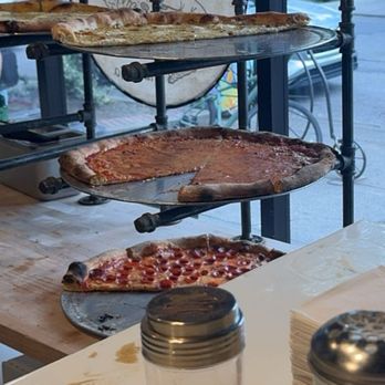 LIL RONNIE’S - Updated September 2024 - 26 Photos & 21 Reviews - 2365