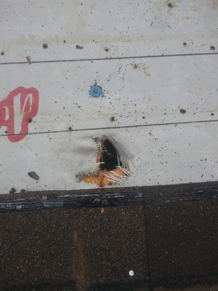 Slide of LA Roof N Patch