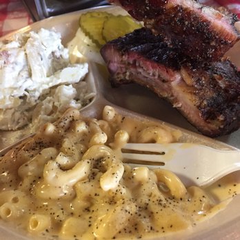 Dee Willie’s BBQ  - Those ribs were delicious!!! - Barbeque Near Me - San Antonio, Texas