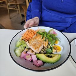 Salmon Quinoa Bowl