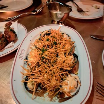 June On Cambie - Mussels - Desserts Near Me - Vancouver, British Columbia June On Cambie - Mussels - Desserts Near Me - Vancouver, British Columbia