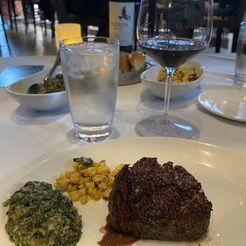 Del Frisco's Double Eagle Steakhouse - 8 oz. Filet, Creamed Spinach and Creamed Corn - New American Near Me - Plano, Texas Del Frisco's Double Eagle Steakhouse - 8 oz. Filet, Creamed Spinach and Creamed Corn - New American Near Me - Plano, Texas