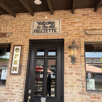 Tender Smokehouse - Front door - Barbeque Near Me - Celina, Texas Tender Smokehouse - Front door - Barbeque Near Me - Celina, Texas