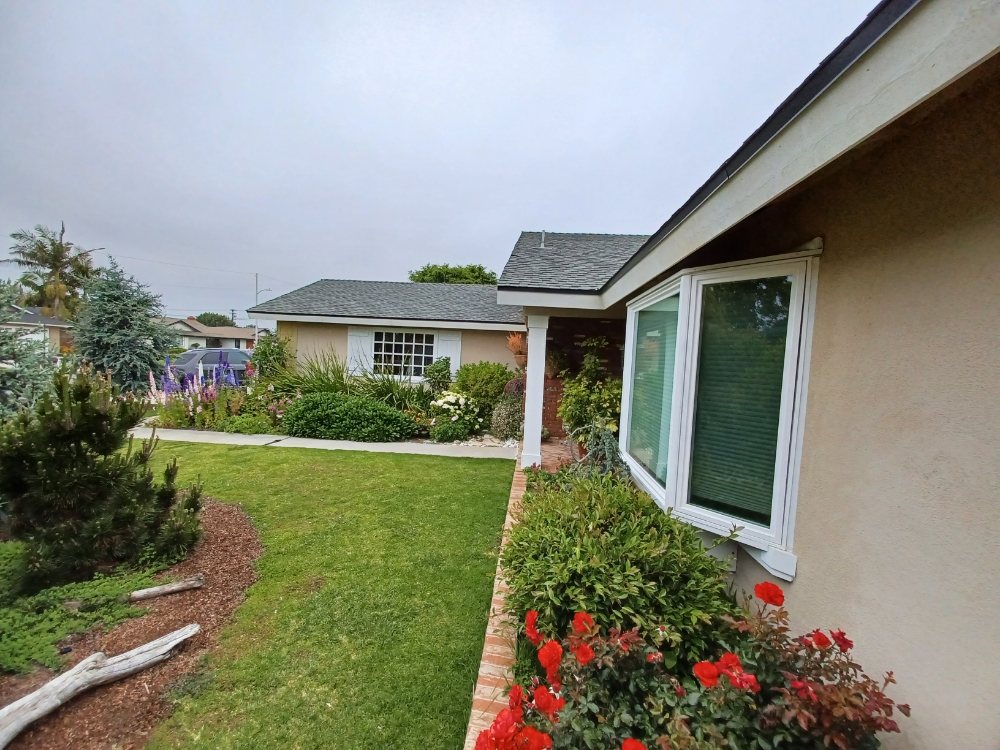 Slide of Everlasting Roofing Corp