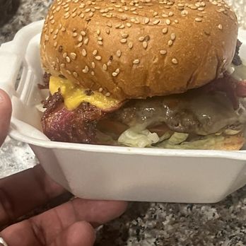 OMG! Burger - Spring - Bacon Cheeseburger - Hot Dogs Near Me - Spring, Texas