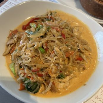 Salad King Restaurant - Thai Islamic Noodle - Thai Near Me - Toronto, Ontario
