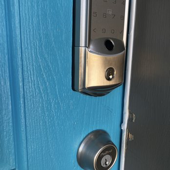 Top Locksmith Pros - Keys & Locksmiths Near Me Top Locksmith Pros - Keys & Locksmiths Near Me