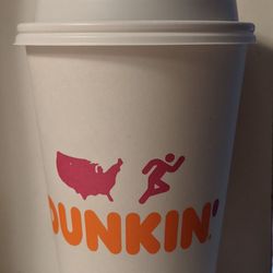 Dunkin' - Medium hot chocolate