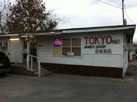 Tokyo Mart by null