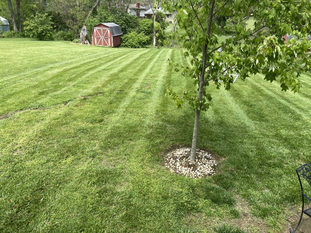 Slide of RC Landscaping & Lawncare