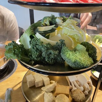 dPot Unlimited - wagyu beef chuck tender with lots of veggies - Hot Pot Near Me - Irvine, California