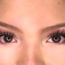 East Texas Beauty Bar - Dramatic Doll Eye Set