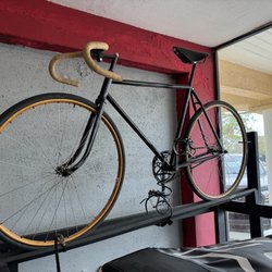 Ten Speed Drive - 100 year-old single speed on display.