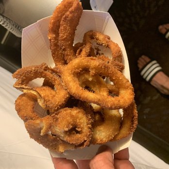 Leo's Pizza - Onion rings - Pizza Near Me - Narragansett, Rhode Island