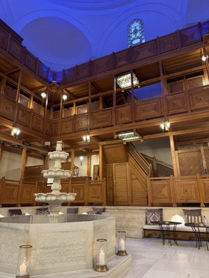 Hurrem Sultan Hammam by null