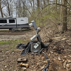 Frontier Campground - Run down, abandoned camper and disrepaired electric.