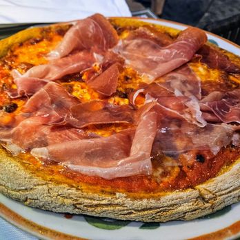 Mercato Hostaria - Margarita pizza with ham and parmesan - Pizza Near Me - Rome, RM Mercato Hostaria - Margarita pizza with ham and parmesan - Pizza Near Me - Rome, RM
