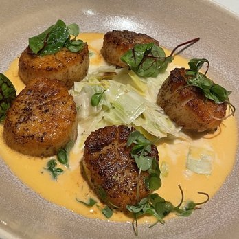 Wally's - Scallops appetizer - New American Near Me - Las Vegas, Nevada