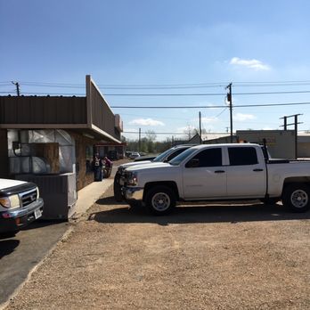 Burgerland - Back of parking lot looking forward to the road. Can just make out a picnic table at the front. - Burgers Near Me - Paris, Texas Burgerland - Back of parking lot looking forward to the road. Can just make out a picnic table at the front. - Burgers Near Me - Paris, Texas