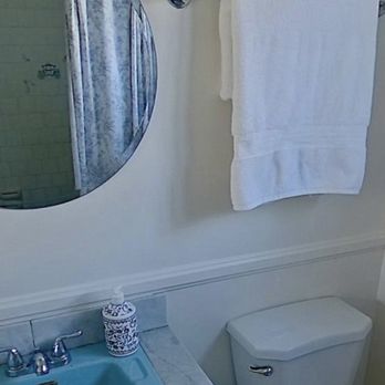 MLE Construction and Remodeling - Before: undersized and blue - General Contractors Near Me - Los Angeles, California