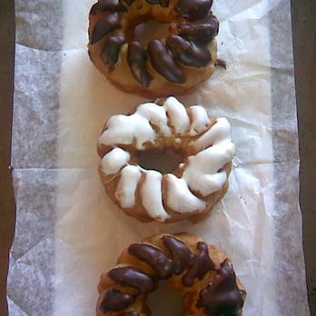 Reuter's Bakery - Bakeries Near Me - Chicago, Illinois Reuter's Bakery - Bakeries Near Me - Chicago, Illinois